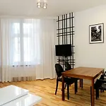 For Main Square Apartahotel Cracovia