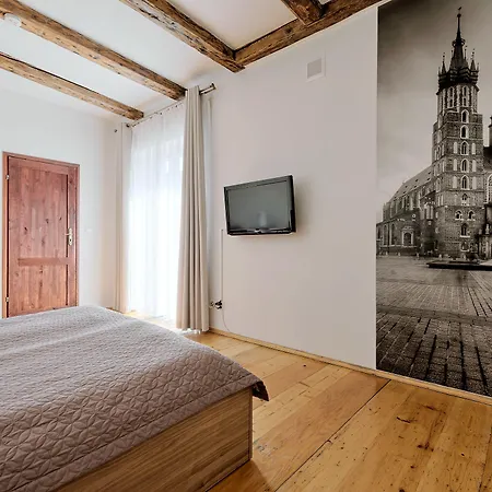 For Main Square Hotel apartamentowy 4*