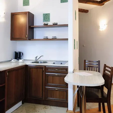 Hotel apartamentowy For Main Square 4*