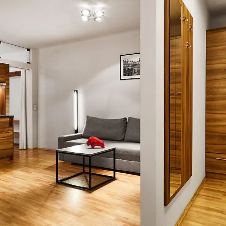 Krakow For You Main Square Apartments 4*