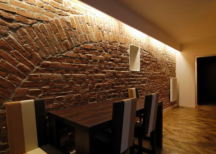 아파트호텔 For Main Square 4*