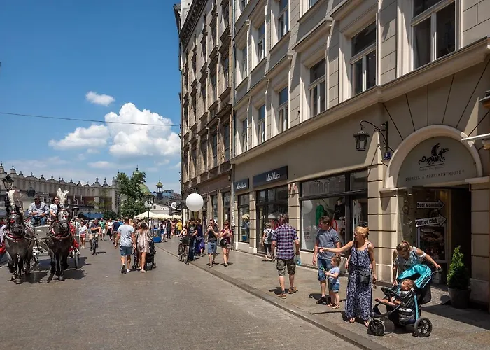 For Main Square 4* 크라쿠프