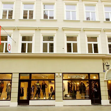 Aparthotel For Main Square Cracovia