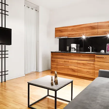 Aparthotel For Main Square Cracovia