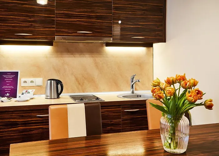 For Main Square Apartmanhotel